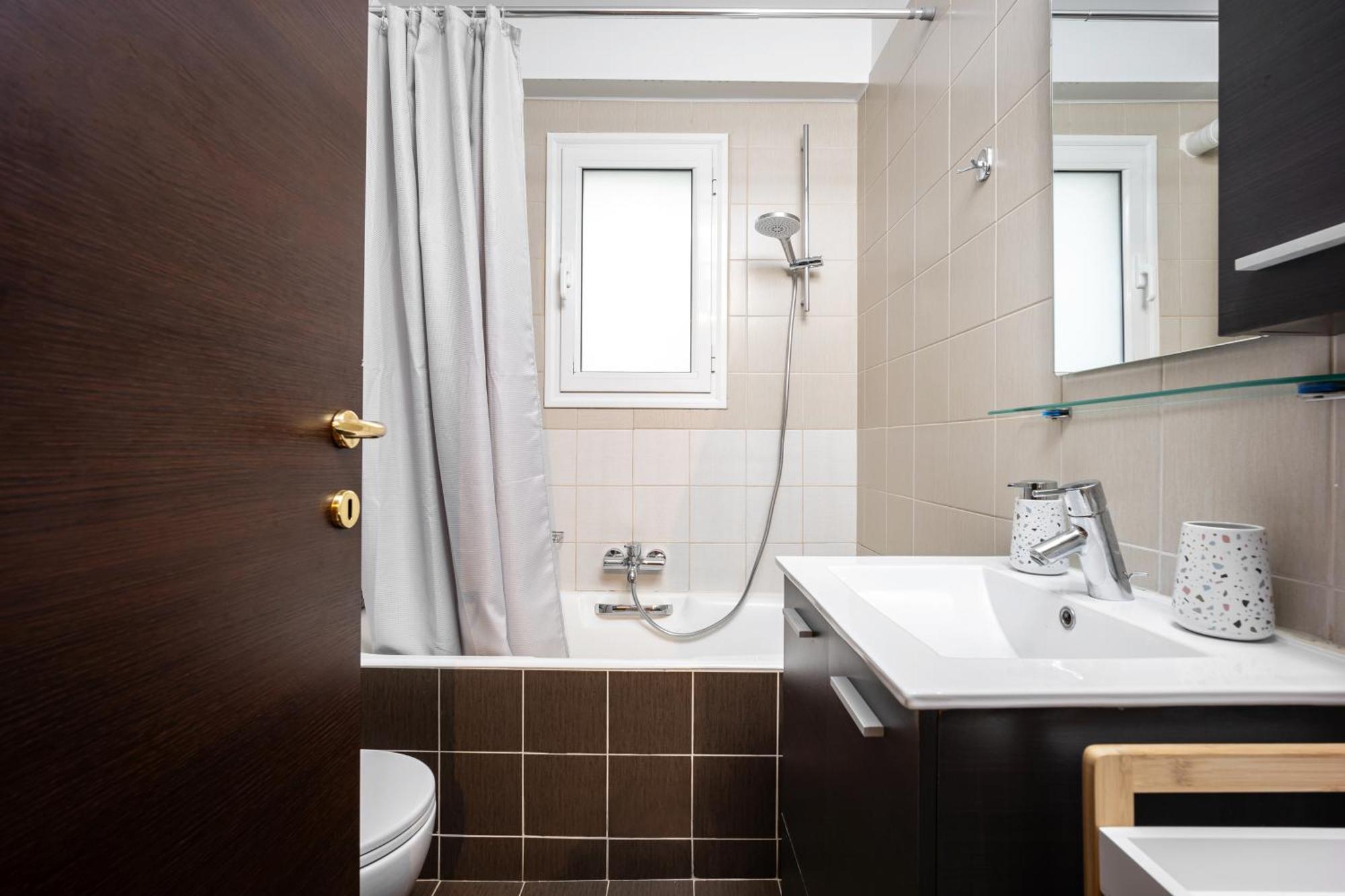 Elegant 2Bd Apartment Near Acropolis By Ilsofoir Collection Афины Экстерьер фото